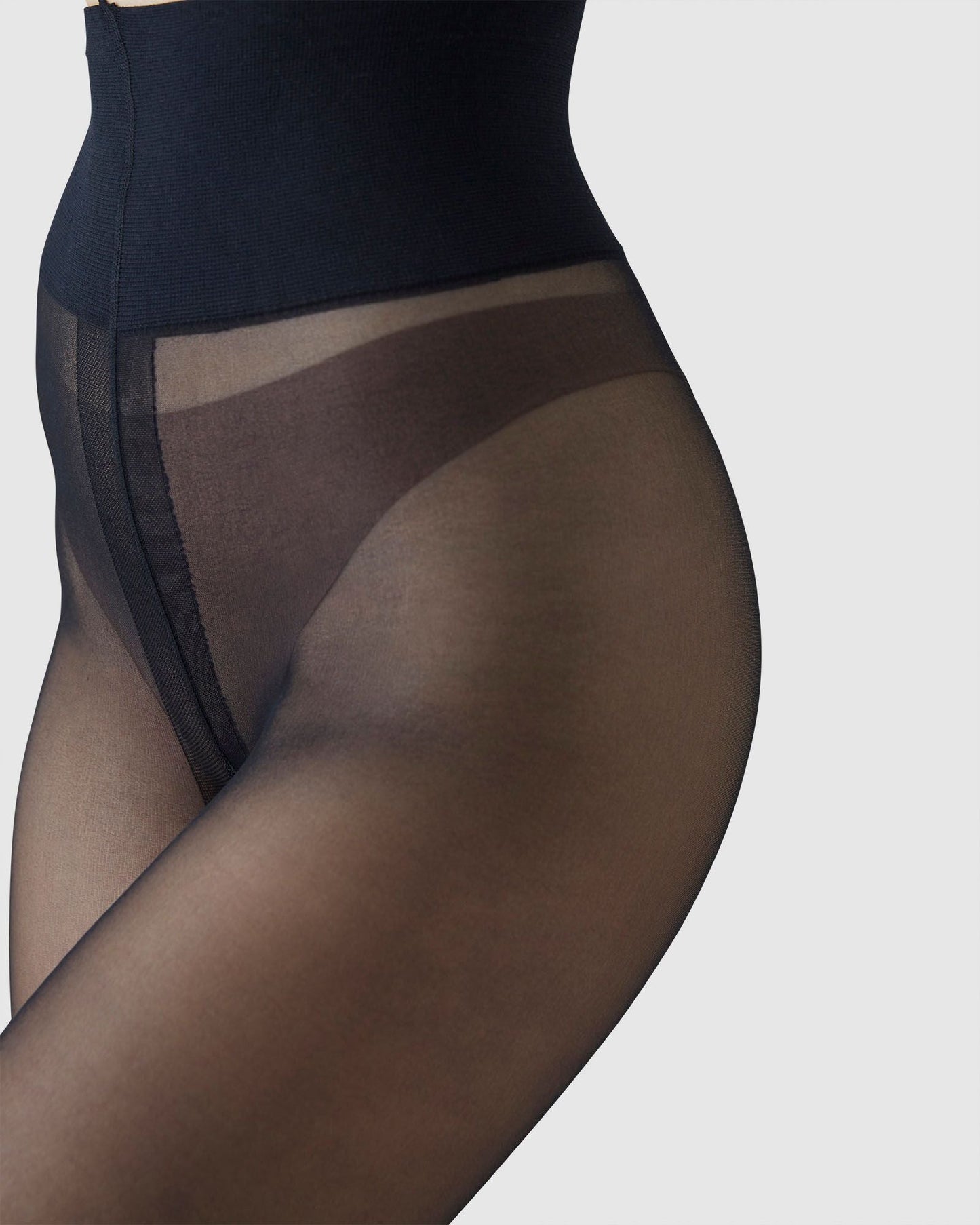 111016001-malva-ladder-resistant-tights-black-swedish-stockings-2
