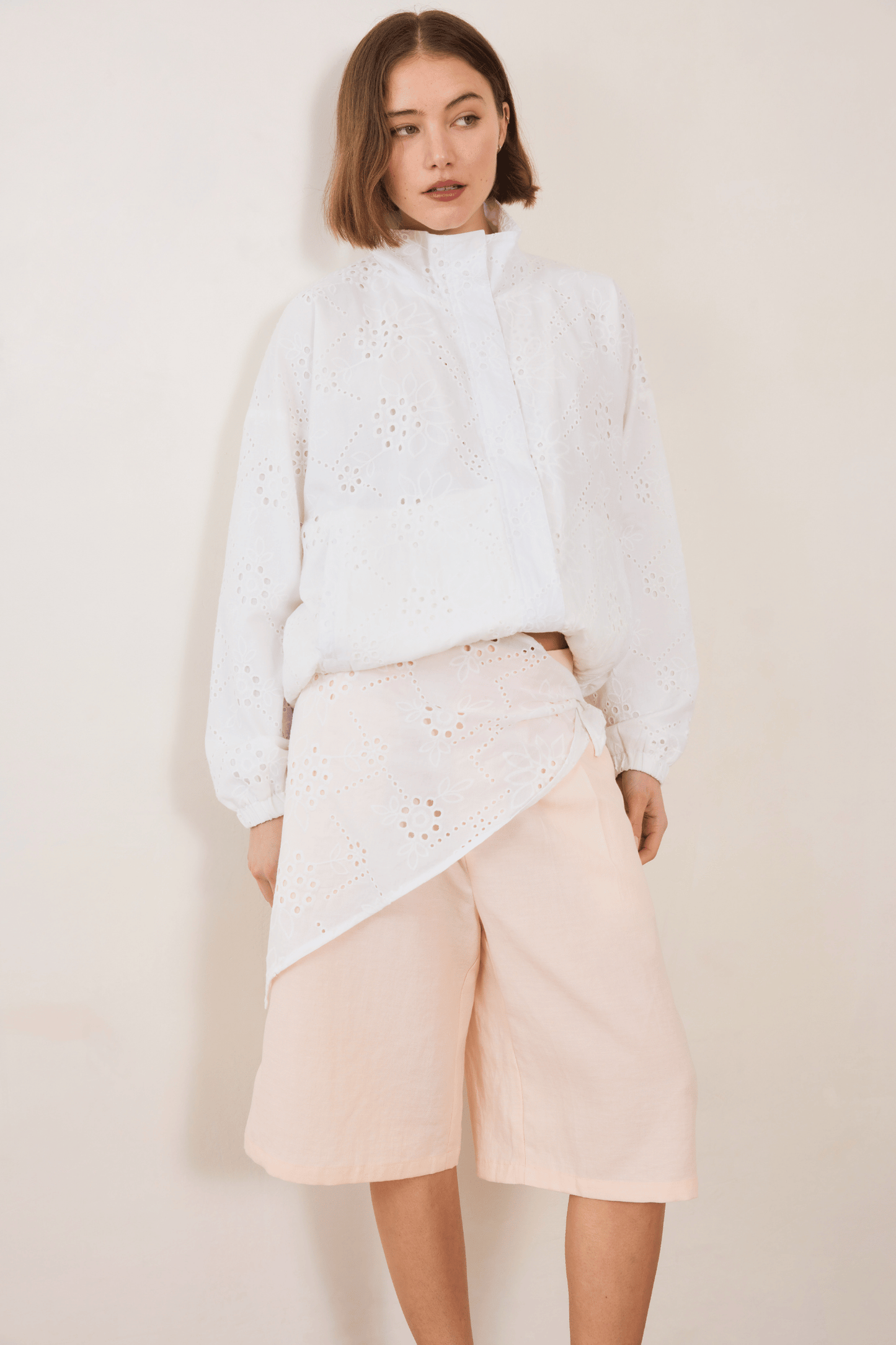 Triangle Scarf - Broderie