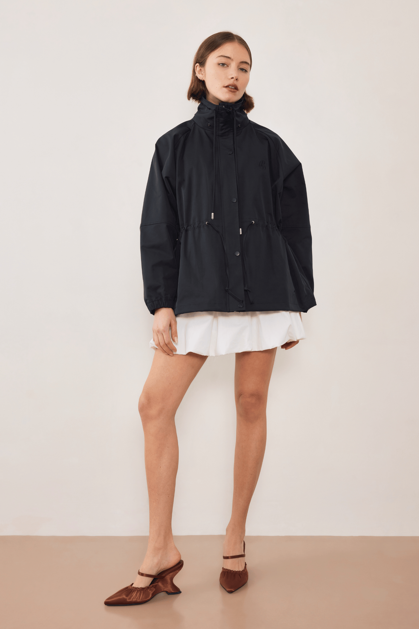 Pull In Nylon Windbreaker - Black