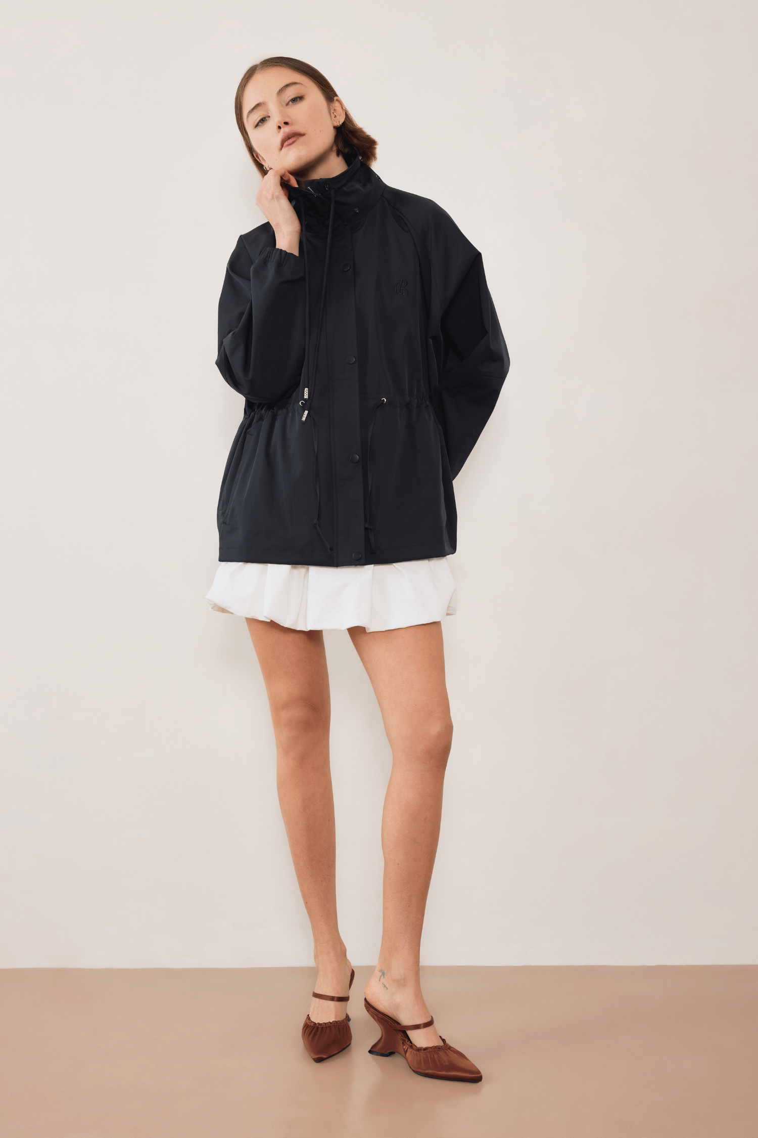 Pull In Nylon Windbreaker - Black