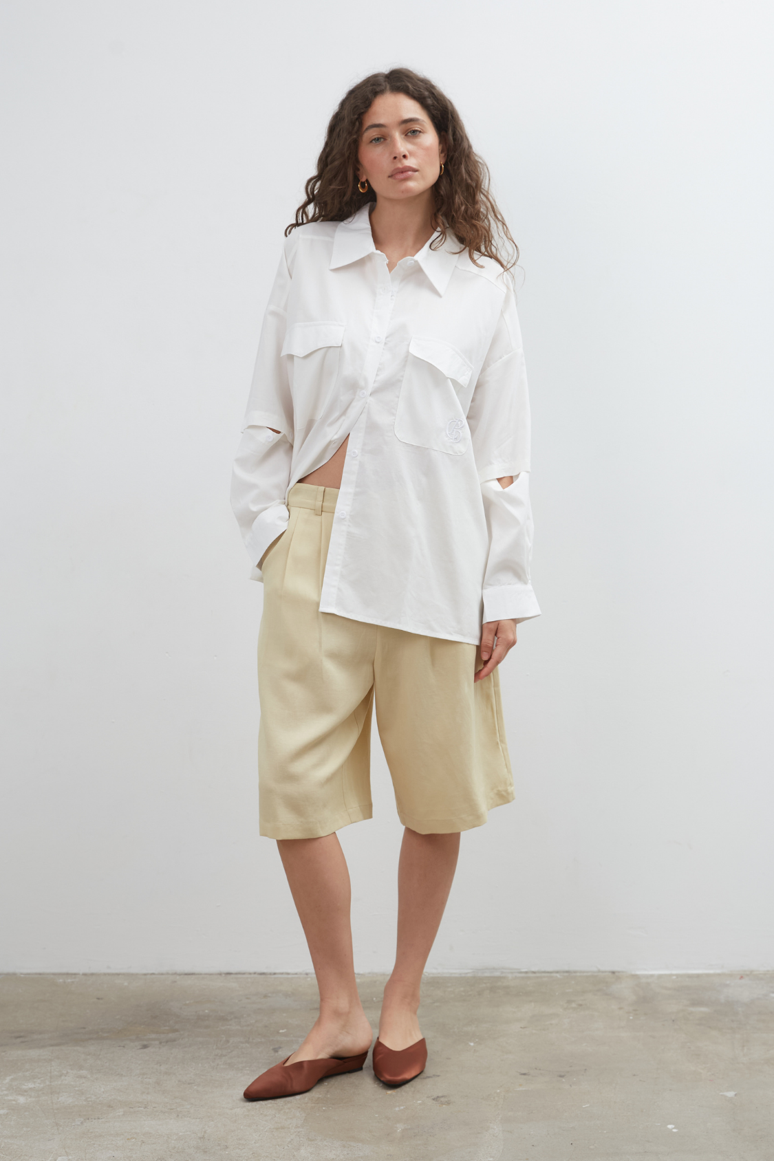 Ease Shirt - White