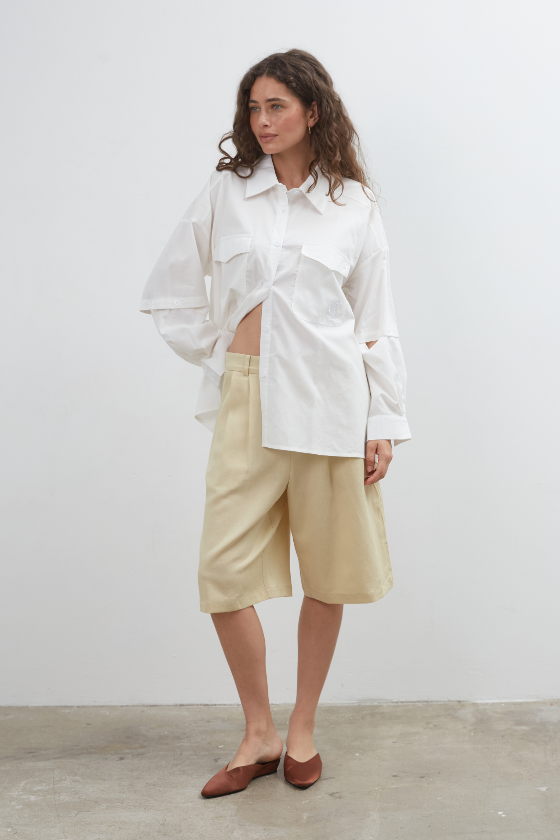 Ease Shirt - White