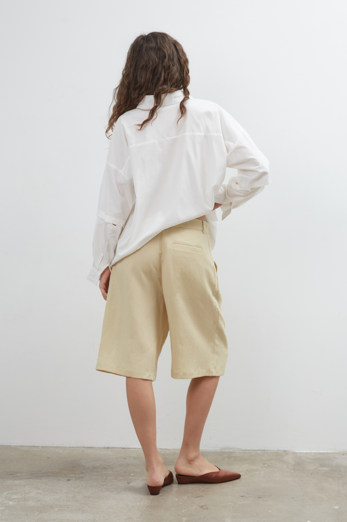 Ease Shirt - White