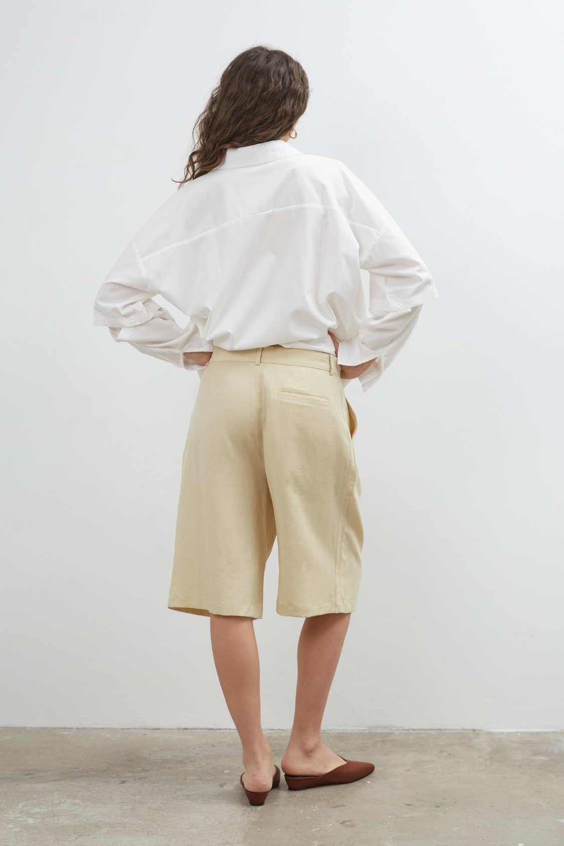 Ease Shirt - White