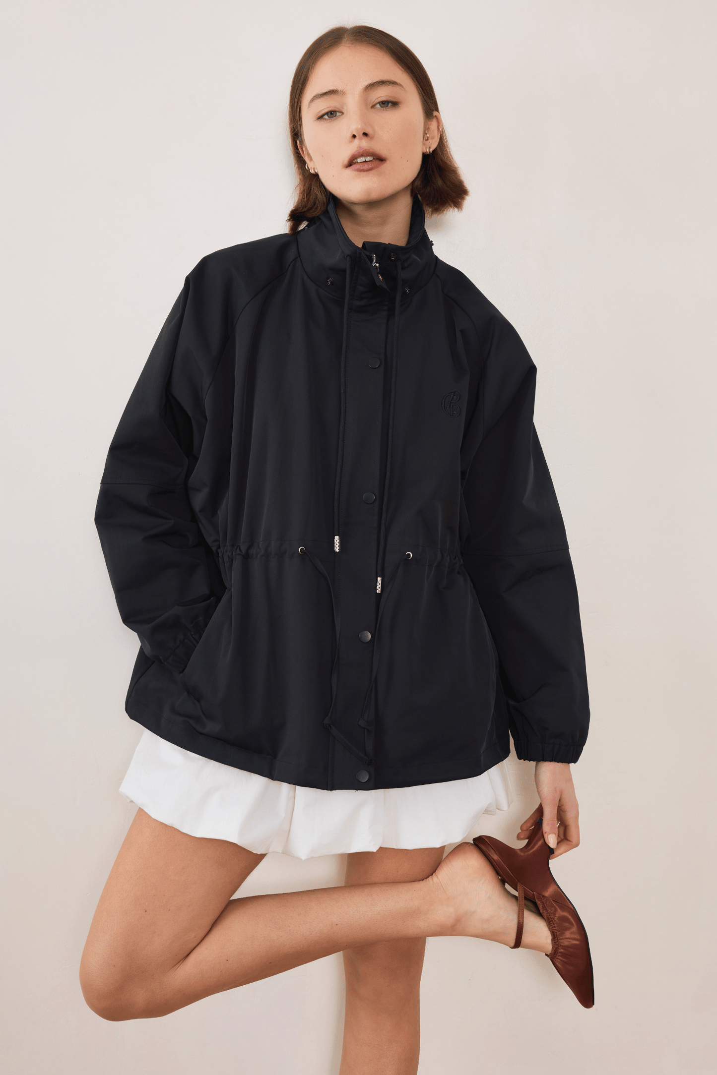 Pull In Nylon Windbreaker - Black