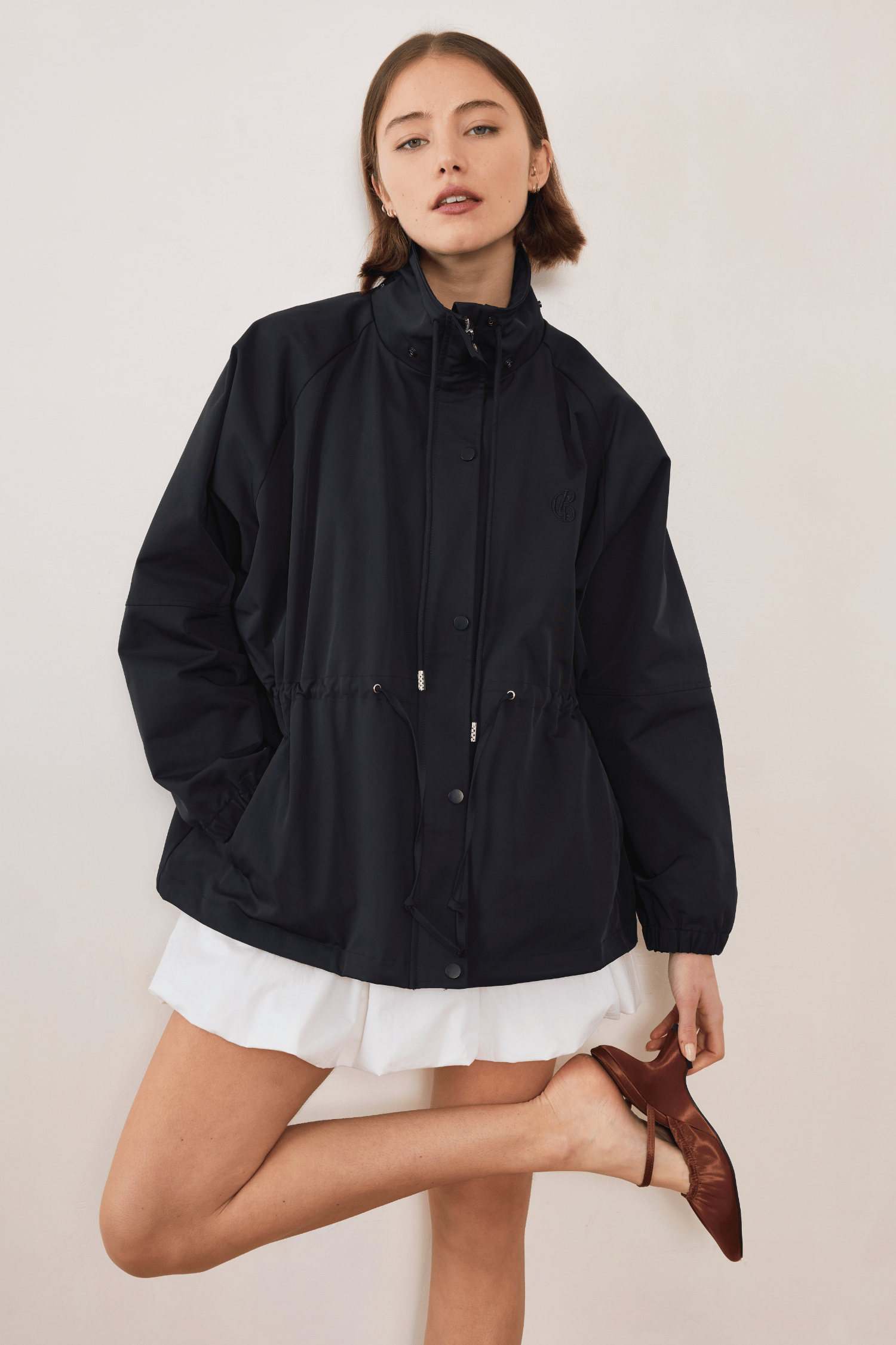 Pull In Nylon Windbreaker - Black