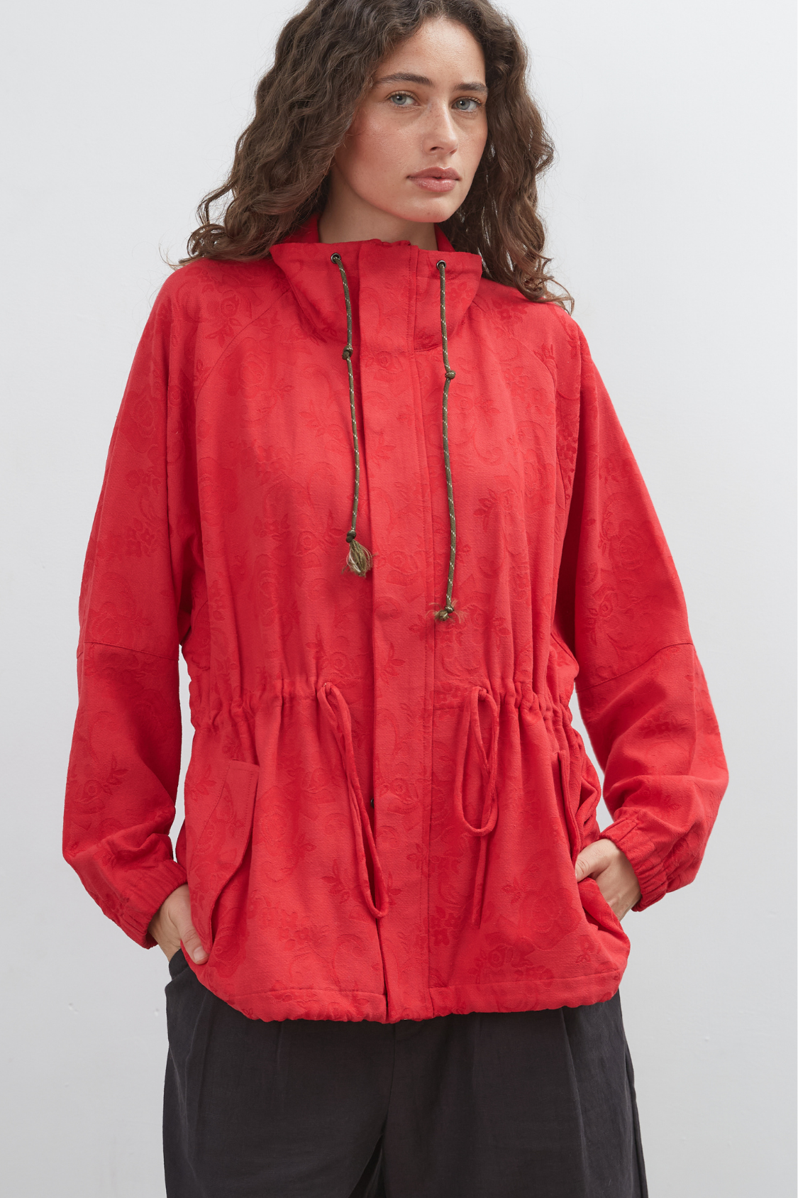 Wayfinder Pull In Jacket - Red
