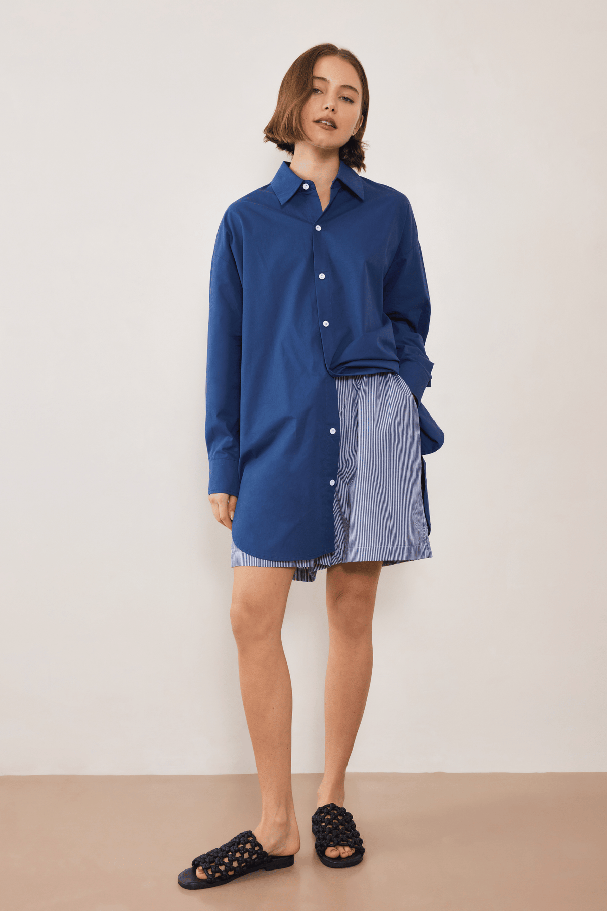 Static Striped Short - Navy/White