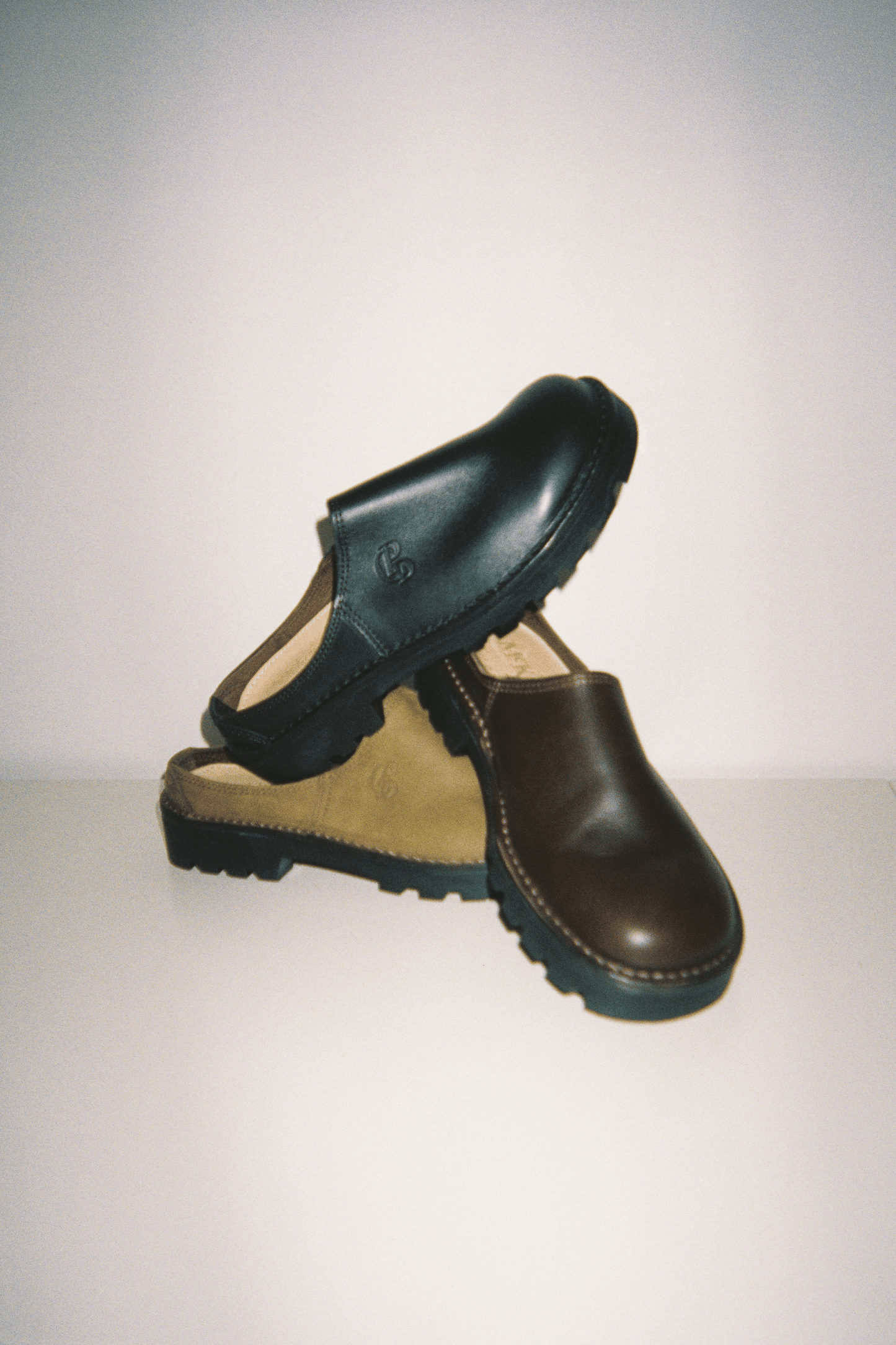 Mckinlays x Commonplace Anderson Slip On - Black