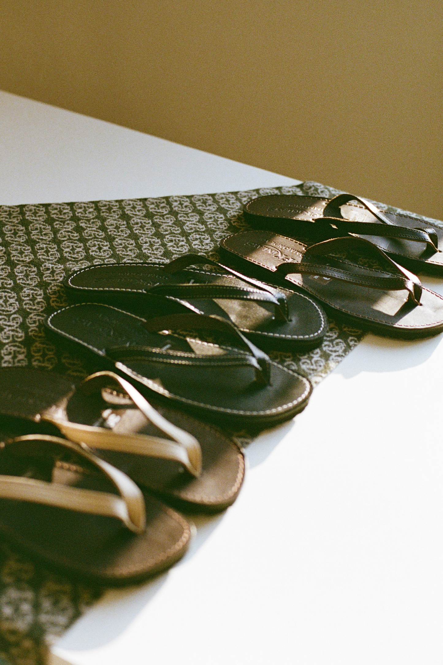 Mckinlays x Commonplace Boundary Sandal - Black/White