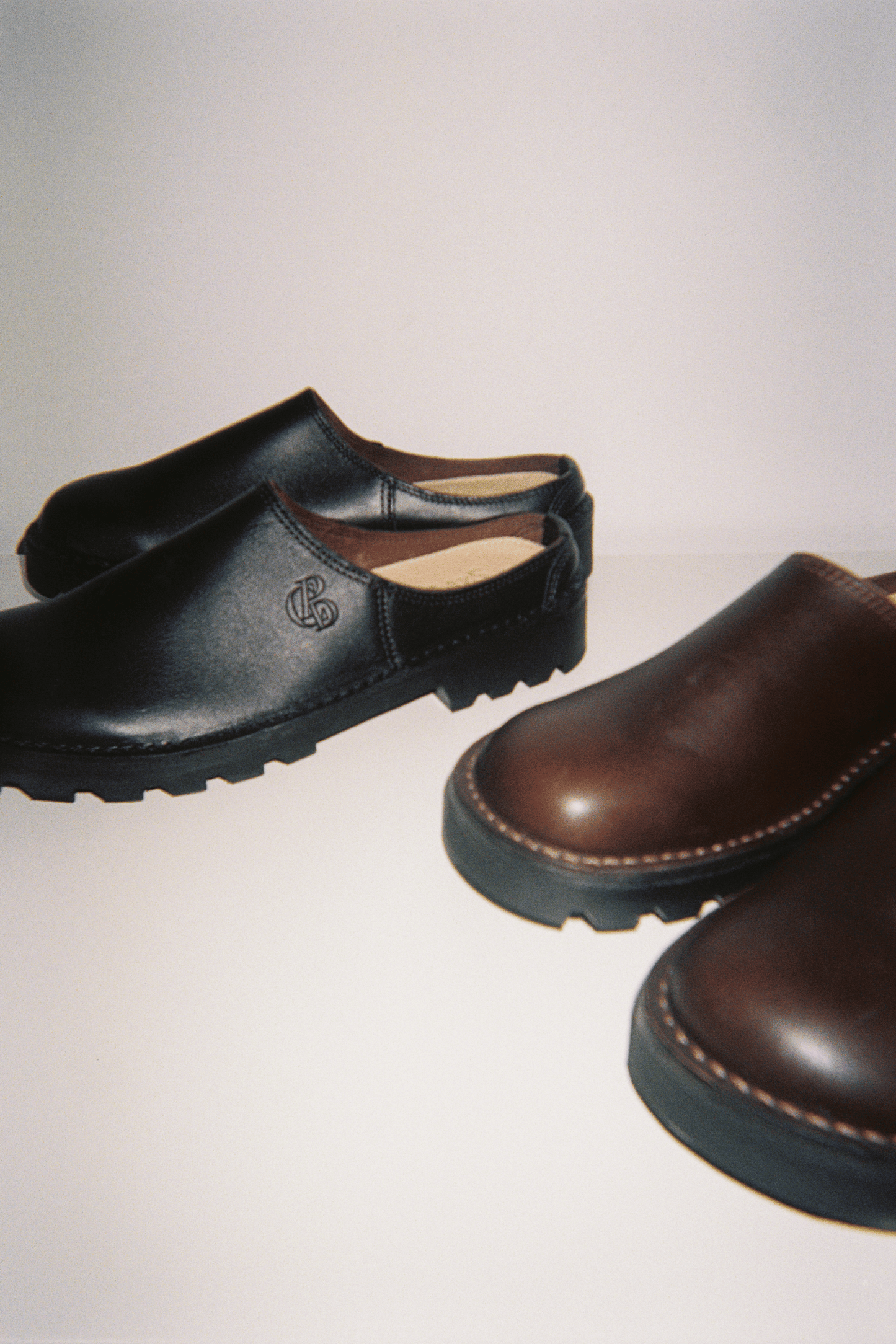 Mckinlays x Commonplace Anderson Slip On - Black