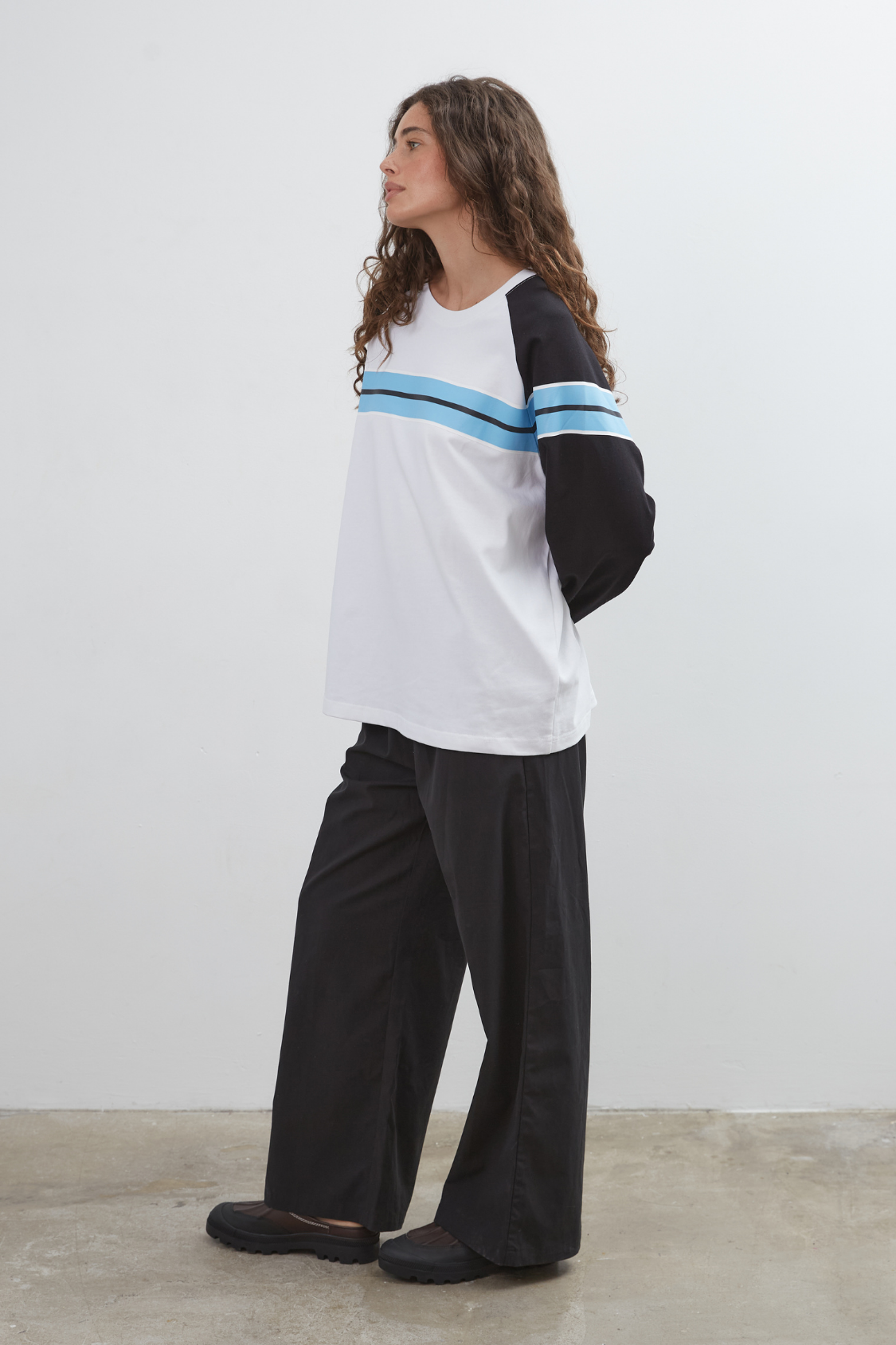 Duty Raglan L/S Tee
